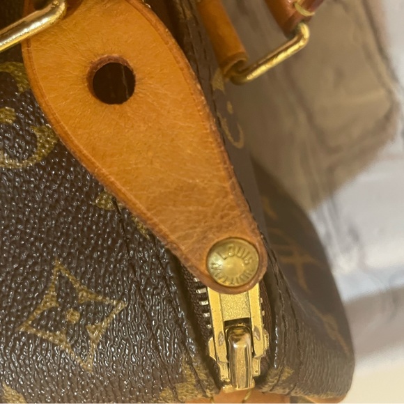 Louis Vuitton Speedy 30 - Picture 13 of 16